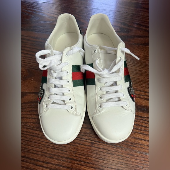 Gucci Ace Embroidered Arrow Sneakers Size 7 Pre-owned With dust Bag And box. - Picture 3 of 10